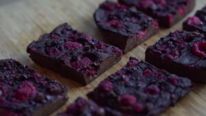 Mehr über den Artikel erfahren High Protein Brownies