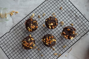 Mehr über den Artikel erfahren Double Chocolate – Peanut Muffins